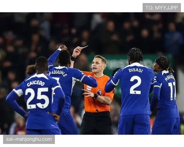 切尔西2-2布伦特福德，波切蒂诺的“无锋阵”在攻坚战中的效率问题凸显